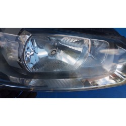 LAMPA REFLEKTOR PRZOD PRAWY PRAWA VOLVO XC70 V70 XENON 30698848 EUROPA