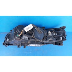 LAMPA REFLEKTOR PRZOD PRAWY PRAWA VOLVO XC70 V70 XENON 30698848 EUROPA