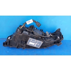 LAMPA REFLEKTOR PRZOD PRAWY PRAWA VOLVO XC70 V70 XENON 30698848 EUROPA