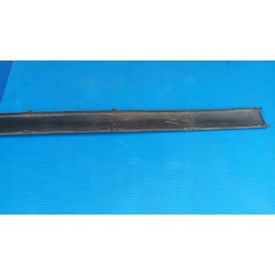 BMW 3 E36 CABRIO LISTWA TYLNEGO ZDERZAKA ŚRODKOWA 1960725