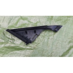 ZAŚLEPKA TRÓJKĄT DRZWI INFINITI FX35 FX45 S50