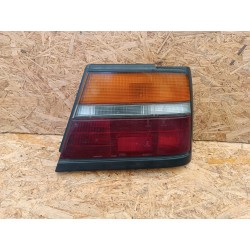NISSAN BLUEBIRD U11 1983-1991 LAMPA PRAWY TYŁ ORYGINAŁ