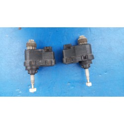 SILNICZEK REGULACJI LAMPY REFLEKTORA PRZÓD 0132008302 FORD SIERRA SCORPIO