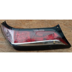 TOYOTA AYGO II LAMPA PRAWA TYŁ TYLNA