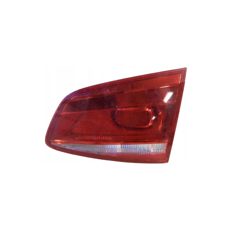 VW PASSAT B7 KOMBI LAMPA PRAWA TYLNA 3AF945094K