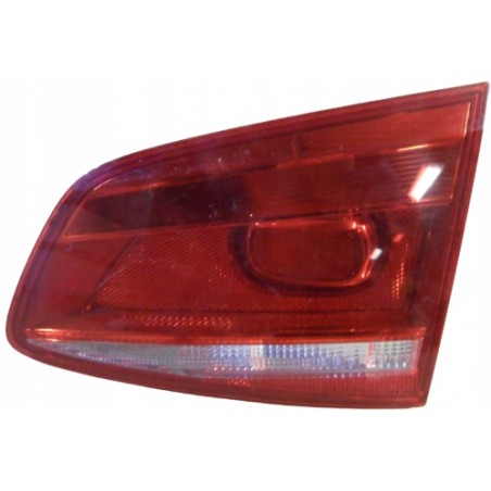 VW PASSAT B7 KOMBI LAMPA PRAWA TYLNA 3AF945094K
