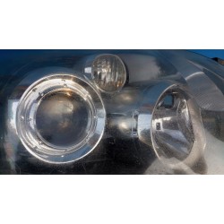 LAMPA PRAWY PRZÓD REFLEKTOR XENON EU TOYOTA AVENSIS T25 LIFT 2006-