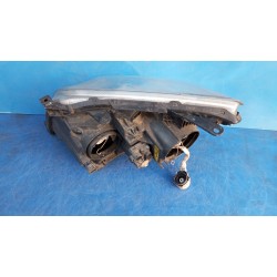 LAMPA PRAWY PRZÓD REFLEKTOR XENON EU TOYOTA AVENSIS T25 LIFT 2006-
