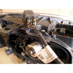 LAMPA LEWY PRZÓD EU XENON VOLVO V60 S60 LIFT