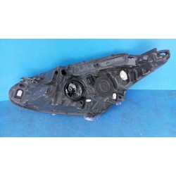 LAMPA PRAWY PRZÓD SOCZEWKA LED EU PEUGEOT 208 LIFT