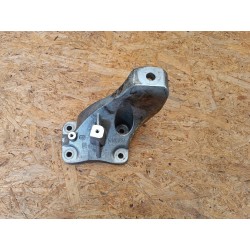 MASERATI GHIBLI III 2013- 3.0 D ŁAPA WSPORNIK MOCOWANIE SILNIKA 670004866