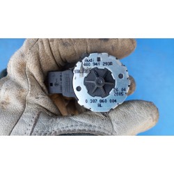 SILNICZEK REGULACJI XENON AUDI A3 8P ALFA ROMEO 147 VW GOLF V 480941293A