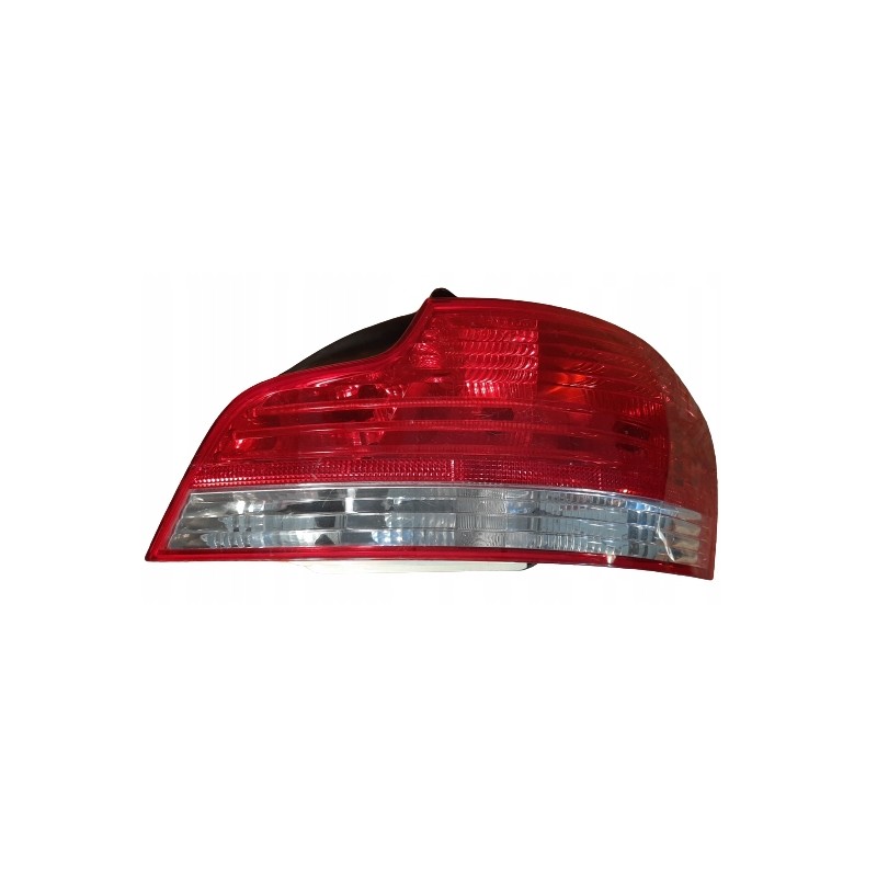 BMW E82 E88 6924520 LAMPA PRAWY TYŁ