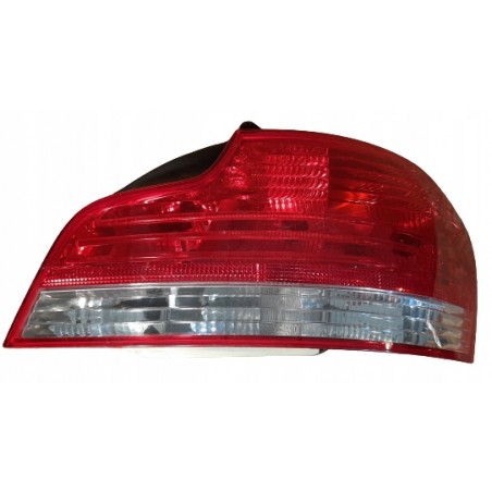 BMW E82 E88 6924520 LAMPA PRAWY TYŁ