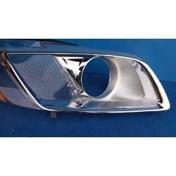 ODBŁYŚNIK ŚRODEK LAMPY OBUDOWA LAMPA PRAWY PRZÓD XENON OPEL INSIGNIA A