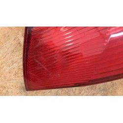 RENAULT LAGUNA II KOMBI LAMPA TYLNA TYŁ PRAWA 8200002472