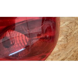 RENAULT LAGUNA II KOMBI LAMPA TYLNA TYŁ PRAWA 8200002472