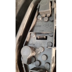 RENAULT LAGUNA II KOMBI LAMPA TYLNA TYŁ PRAWA 8200002472