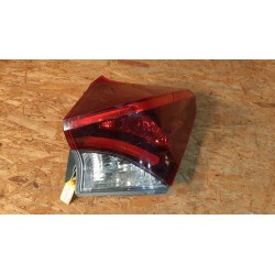 LAMPA PRAWY TYŁ TOYOTA AURIS II LIFT