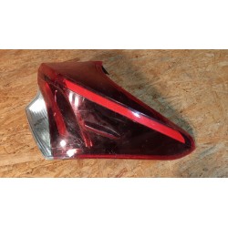 LAMPA PRAWY TYŁ TOYOTA AURIS II LIFT