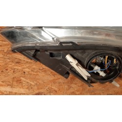 RENAULT CLIO 4 IV LAMPA PRAWA PRZÓD PRZEDNIA 260102796R