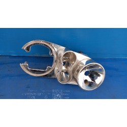 OBUDOWA ODBŁYŚNIK XENON LAMPY PRAWY PRZÓD VW GOLF IV 4 1305300183