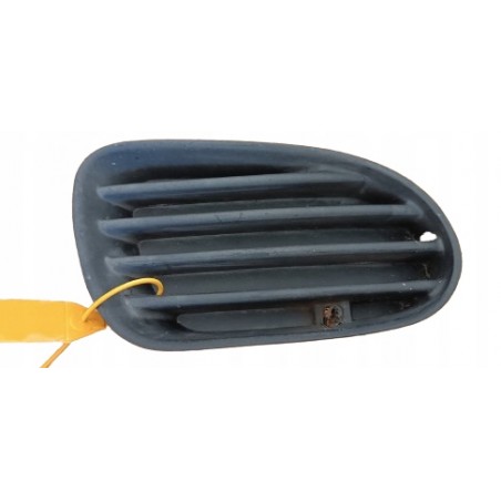 MR153416 KRATKA ZDERZAKA GRILLA PRAWA PRZÓD MITSUBISHI CARISMA