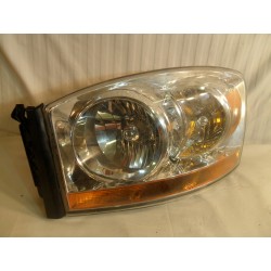 LAMPA LEWY PRZÓD REFLEKTOR DODGE RAM 1500 2500 3500 2006-