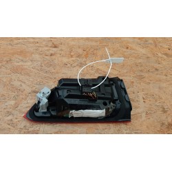 BMW X1 F48 LCI LAMPA LED PRAWA TYŁ TYLNA F03762000C