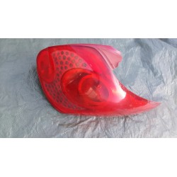 LAMPA PRAWY TYŁ PEUGEOT 207 KOMBI 9680157980