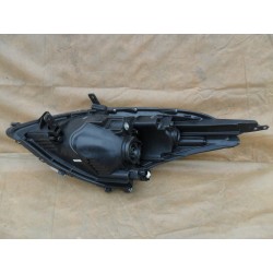 LAMPA PRAWY PRZÓD REFLEKTOR EU SUZUKI SWIFT V 5 MK7 2010-