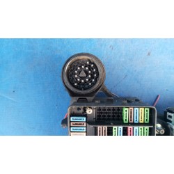 BMW 3 E36 CABRIO 1.6 1387590 SKRZYNKA BEZPIECZNIKÓW