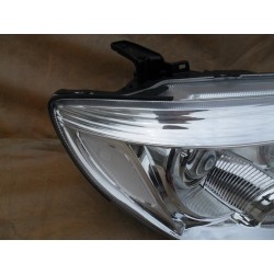 LAMPA PRAWY PRZÓD REFLEKTOR EU MITSUBISHI OUTLANDER I 2003-