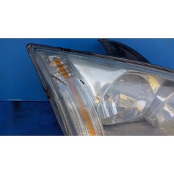 LAMPA PRAWY PRZÓD REFLEKTOR EU 4M51-13W029-AC FORD FOCUS MK2 2004-