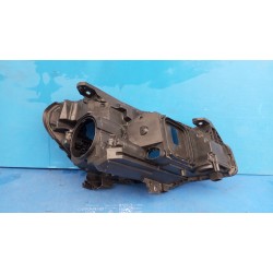 KLOSZ OBUDOWA LAMPY LEWY PRZÓD XENON A2468201561 MERCEDES B KLASA W246