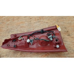 MAZDA PREMACY LAMPA PRAWA TYŁ TYLNA