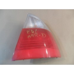 BMW 3 E46 KOMBI LAMPA PRAWY TYŁ TYLNA