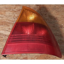 BMW E46 KOMBI TOURING LAMPA TYLNA TYŁ PRAWA 63216905628