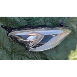 LAMPA PRAWY PRZÓD EU NISSAN MICRA K13 LIFT 2013-