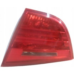 LAMPA PRAWY TYŁ TYLNA 7154156 BMW 3 E90 LIFT