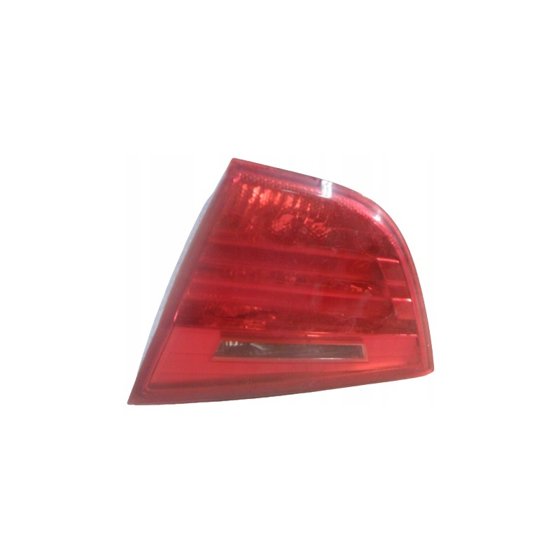 LAMPA PRAWY TYŁ TYLNA 7154156 BMW 3 E90 LIFT