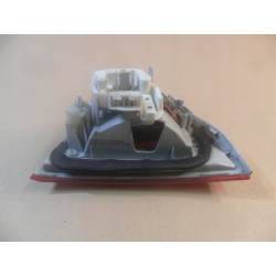 LAMPA PRAWY TYŁ TYLNA 7154156 BMW 3 E90 LIFT
