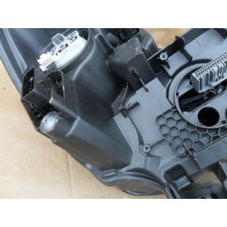 LAMPA REFLEKTOR LEWY PRZÓD EU 9841642080 PEUGEOT 208 II FULL LED 2019-