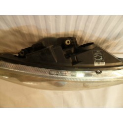 LAMPA PRAWY PRZÓD REFLEKTOR AV11-13W029-CD SOCZEWKA LED FORD B-MAX