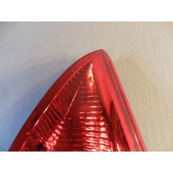 MAZDA PREMACY LIFT PRAWA LAMPA TYŁ TYLNA 220-61961