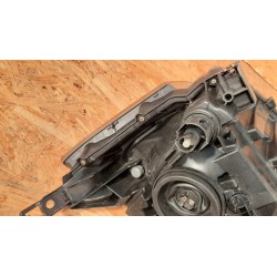 I090094 NISSAN NV200 LAMPA PRAWY PRZÓD EU