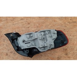 BMW 2 F22 F23 LAMPA PRAWA TYŁ TYLNA 7295424-09