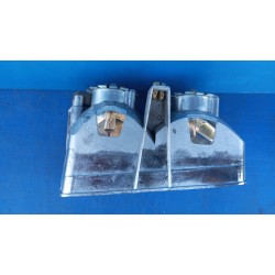 OBUDOWA RAMKA LAMPY LEWY PRZÓD ODBŁYŚNIK VOLVO FH12 FM12 FM9