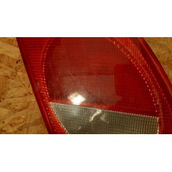 MERCEDES W210 SEDAN LAMPA TYLNA TYŁ LEWA W KLAPĘ A2108200964