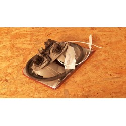 MERCEDES W210 SEDAN LAMPA TYLNA TYŁ LEWA W KLAPĘ A2108200964